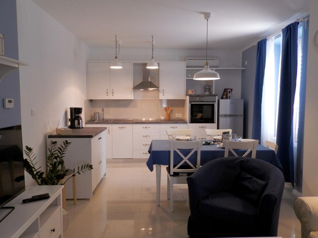 Apartment Kiki Candy Malinska Room photo